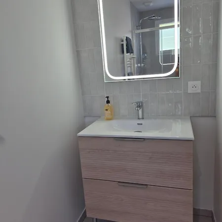 T3 Avec Patio A La Rochelle Апартаменты Лагор